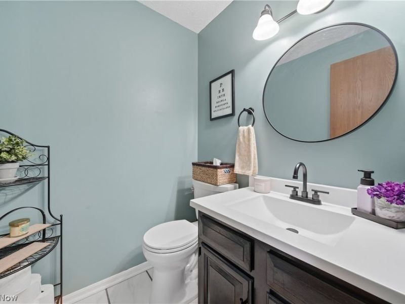 2681 Country Squire Street NW, Uniontown, OH 44685 Photo 16