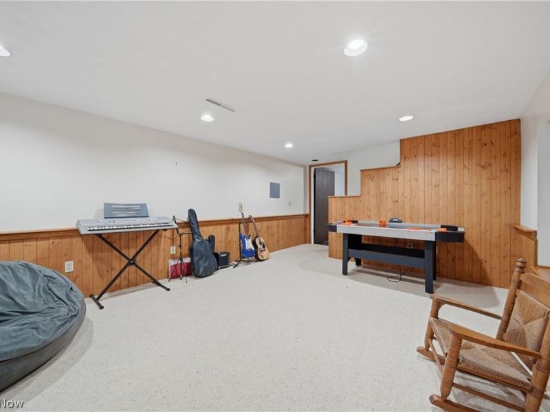 2681 Country Squire Street NW, Uniontown, OH 44685 Photo 33