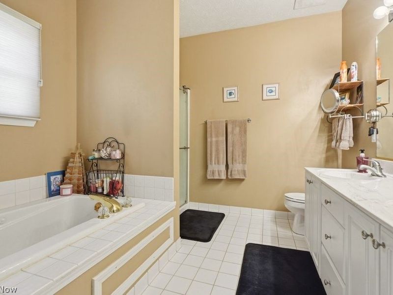 593 Brookstone Court , Copley, OH 44321 Photo 18
