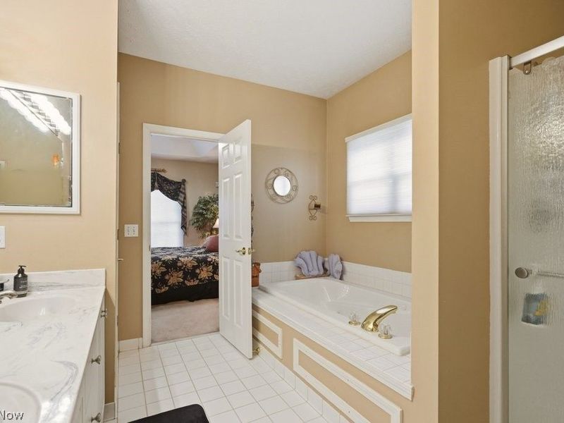 593 Brookstone Court , Copley, OH 44321 Photo 19