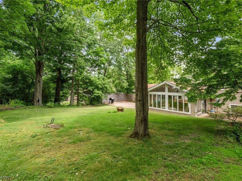 932 Aintree Park Drive, Mayfield Village, OH 44143 Photo 15