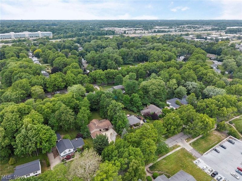 932 Aintree Park Drive , Mayfield Village, OH 44143 Photo 38