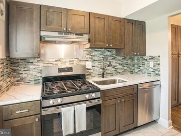 9495 FAIRFAX BOULEVARD , Unit 103, FAIRFAX, VA 22031