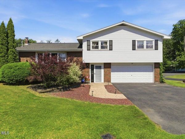 112 Route 236, Halfmoon, NY 12065