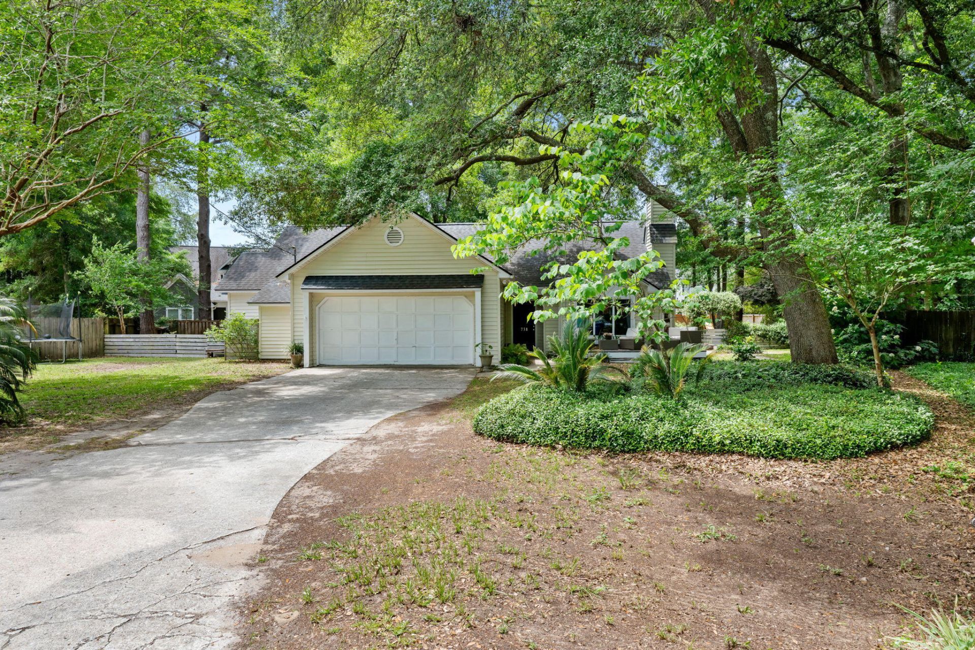 738 Boyce Court Photo 26