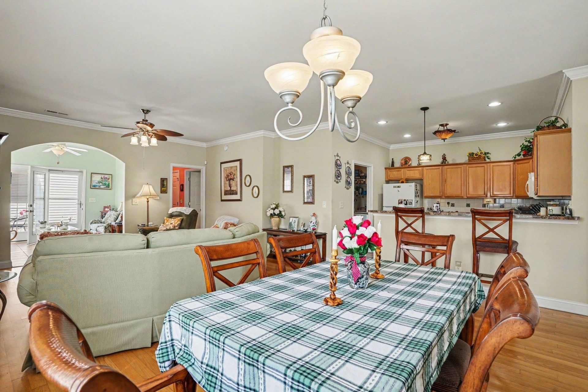 557 Banks Dr.  Photo 11