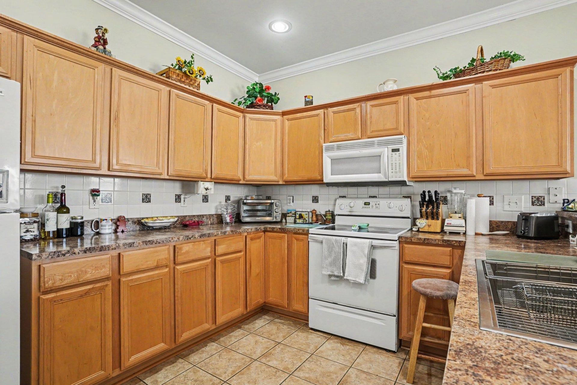 557 Banks Dr.  Photo 15