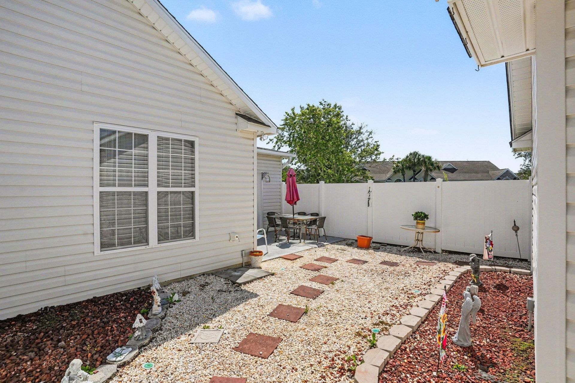 557 Banks Dr.  Photo 30