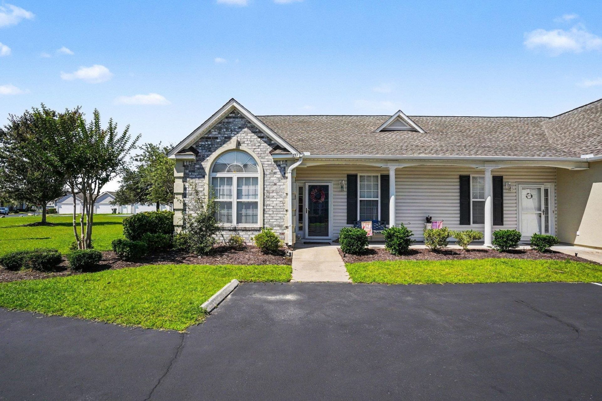 557 Banks Dr.  Photo 43