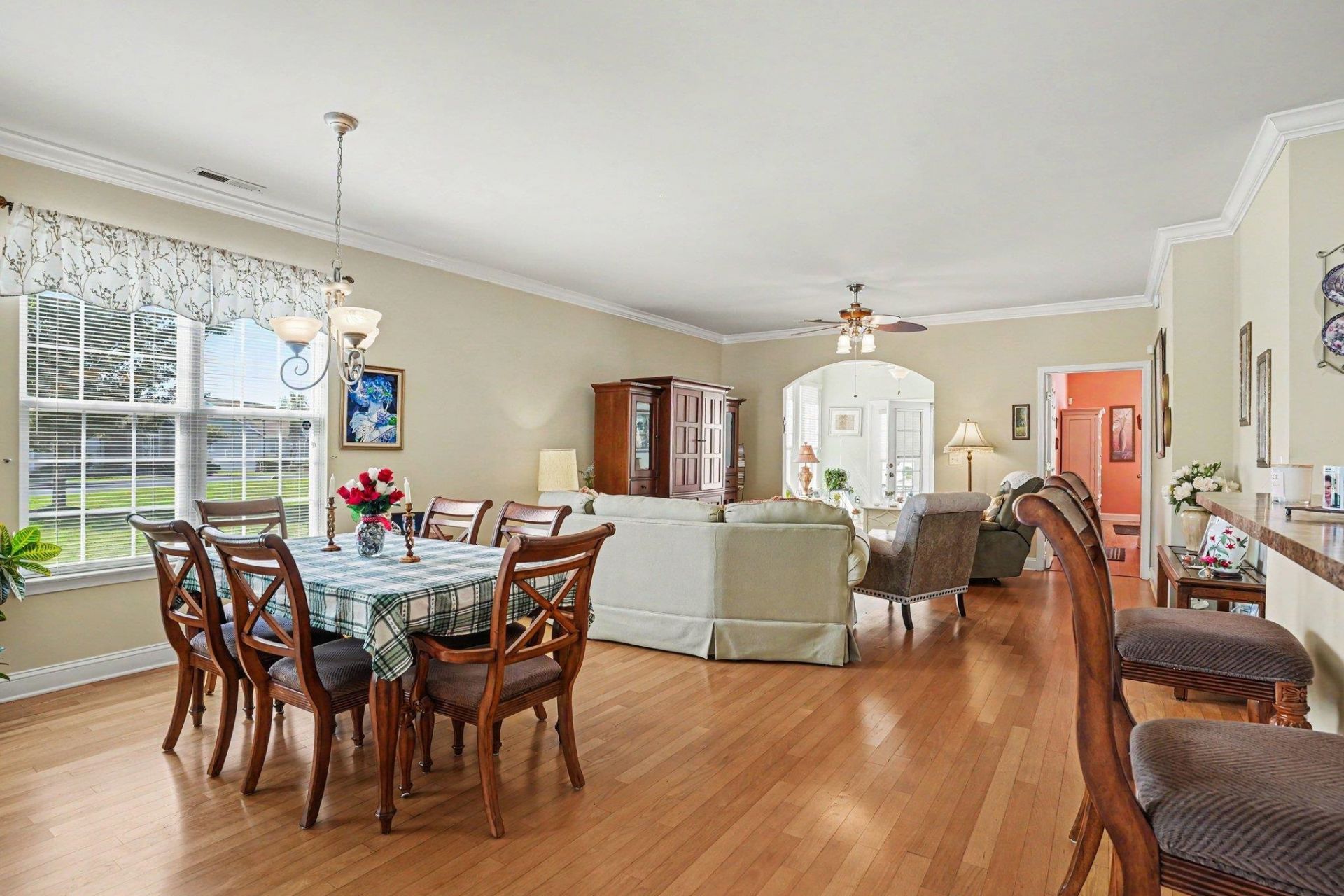 557 Banks Dr.  Photo 9