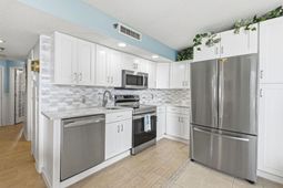 5523 North Ocean Blvd.  photo 4