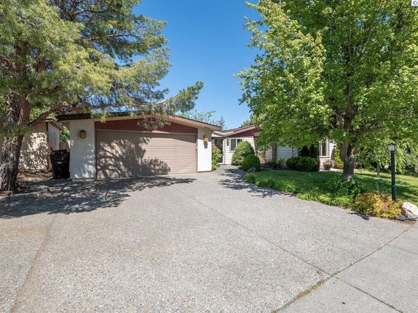 100 NW Lancer Lane, Pullman, WA 99163