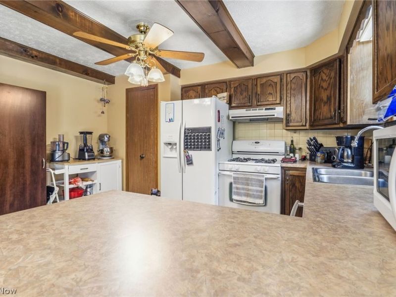 2606 Northam Circle NW, North Canton, OH 44720 Photo 7