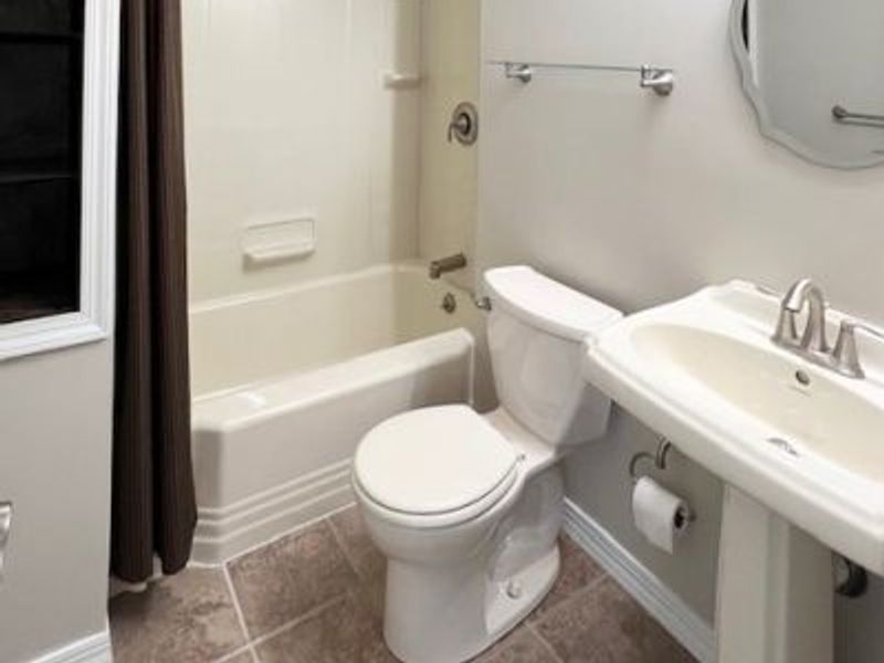 20301 Shelburne Road, Unit 8B, Shaker Heights, OH 44118 Photo 32