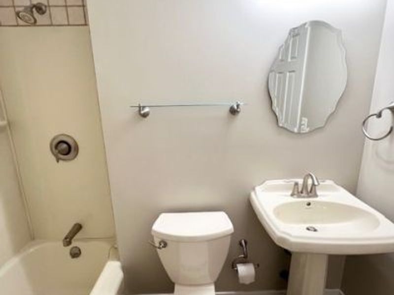 20301 Shelburne Road, Unit 8B, Shaker Heights, OH 44118 Photo 33