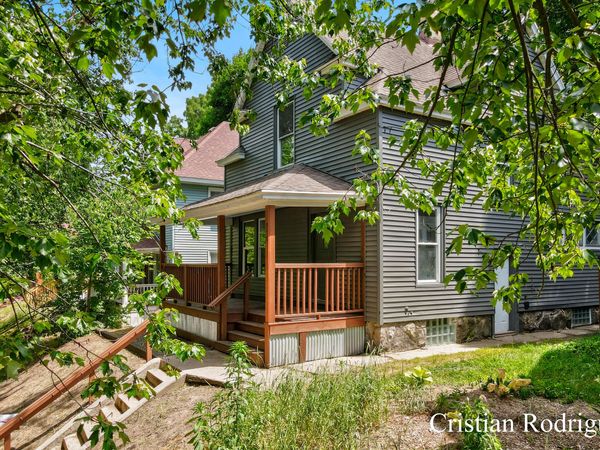 958 Dunham Street SE, Grand Rapids, MI 49506
