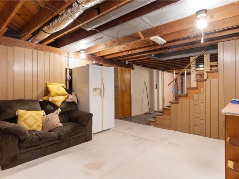 280 E Highland Drive, Zanesville, OH 43701 Photo 19