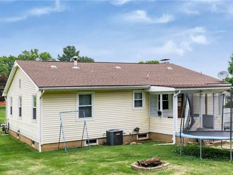 280 E Highland Drive, Zanesville, OH 43701 Photo 25