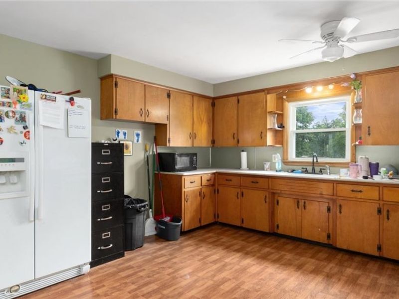 280 E Highland Drive, Zanesville, OH 43701 Photo 9