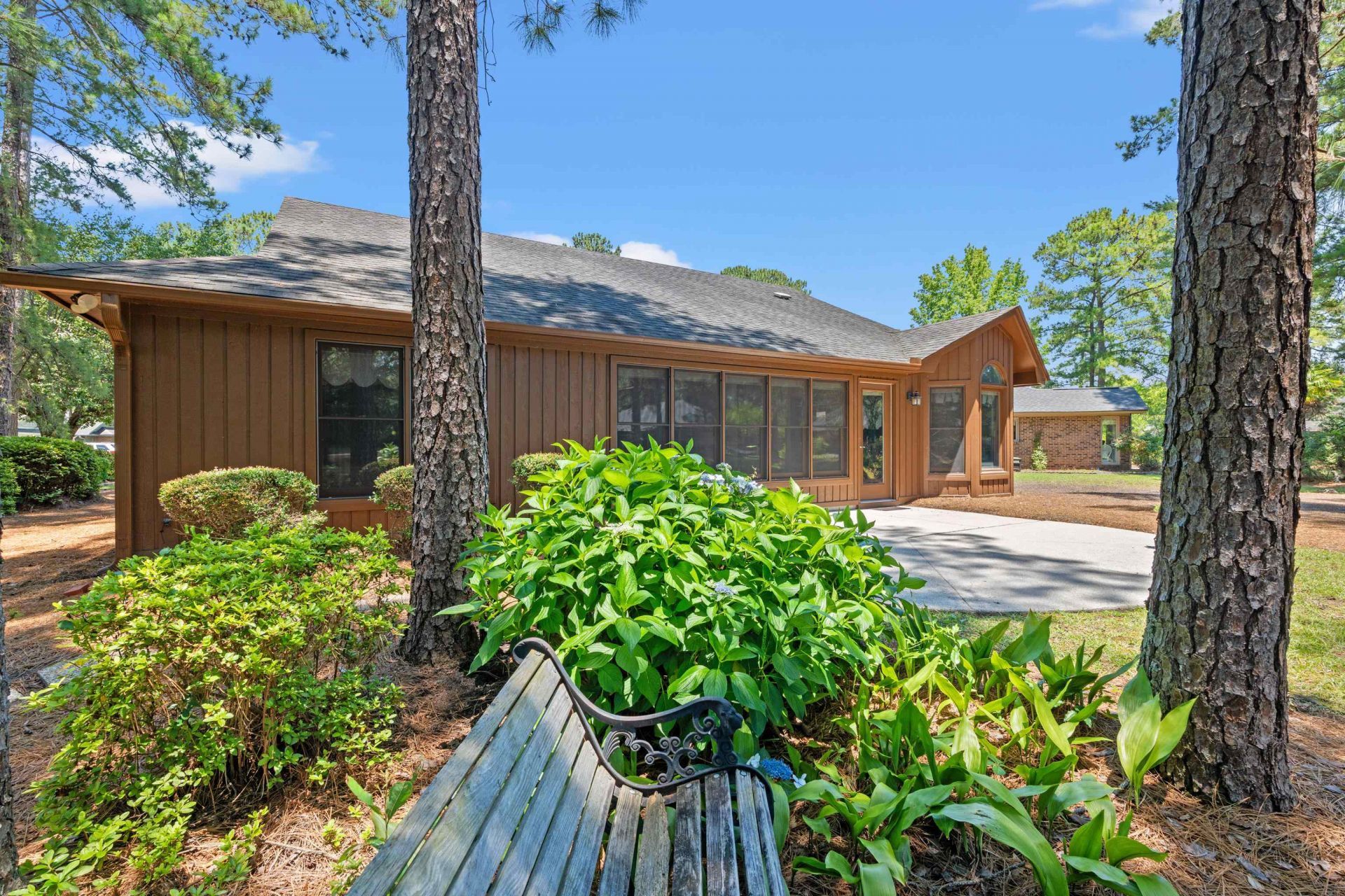 211 Butternut Circle  Photo 22