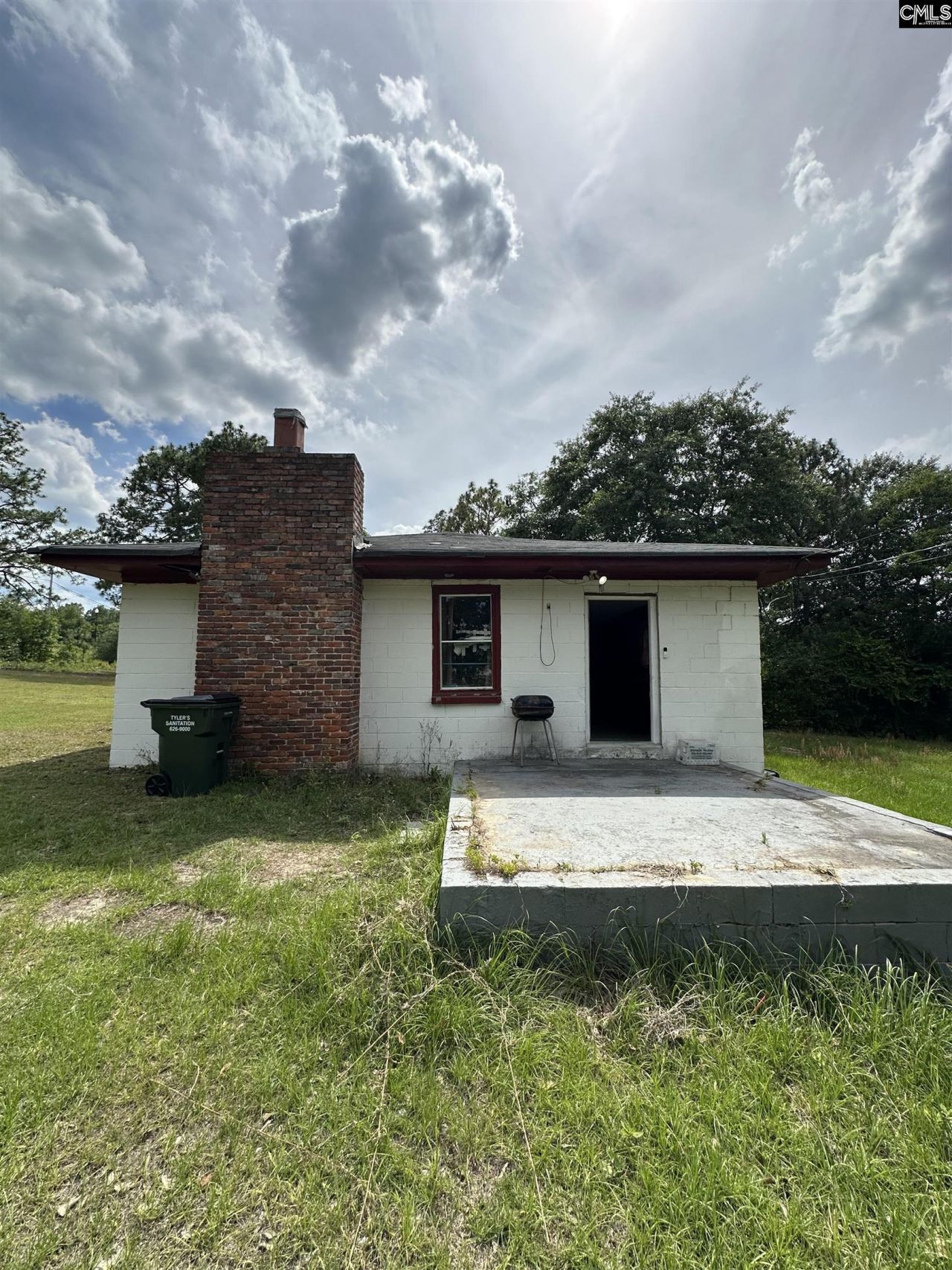 1136 Main Street  Photo 11