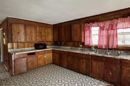 1136 Main Street  photo 4