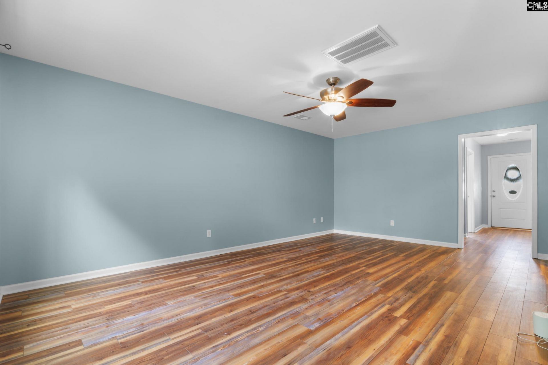 517 Colony Lakes Drive  Photo 8