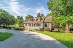 139 Walnut Lane  photo 4