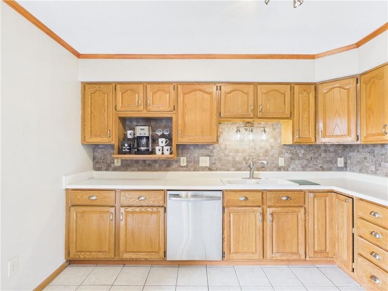 21 Dorchester Drive, Clayton, OH 45415 Photo 13