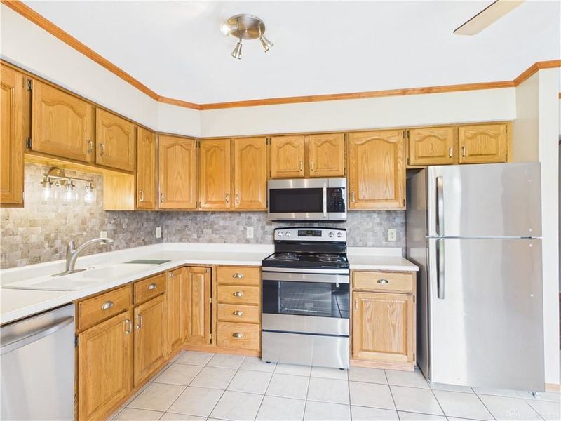 21 Dorchester Drive, Clayton, OH 45415 Photo 14