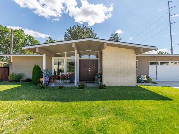 910 N Plateau Ave, Caldwell, ID 83605