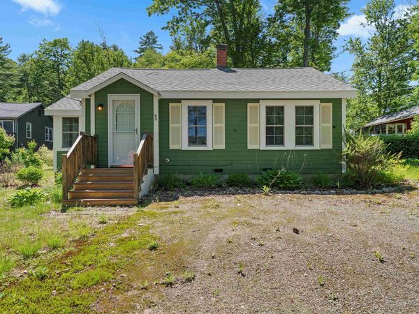 65 Lakeview Avenue, Bristol, NH 03222