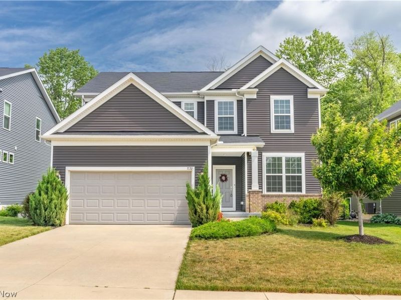 1720 Cobham Lane , Wadsworth, OH 44281 Photo 2
