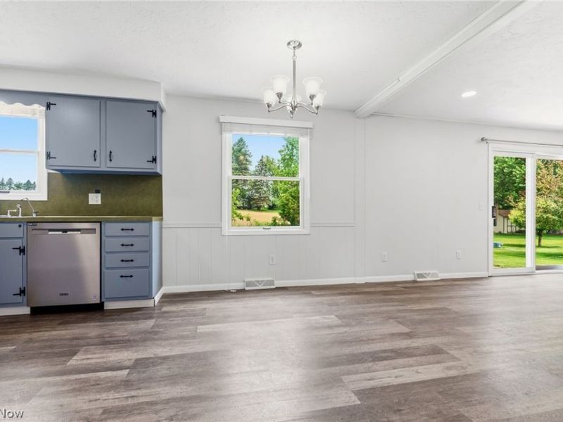 7891 Autumnwood Street NW, North Canton, OH 44720 Photo 14