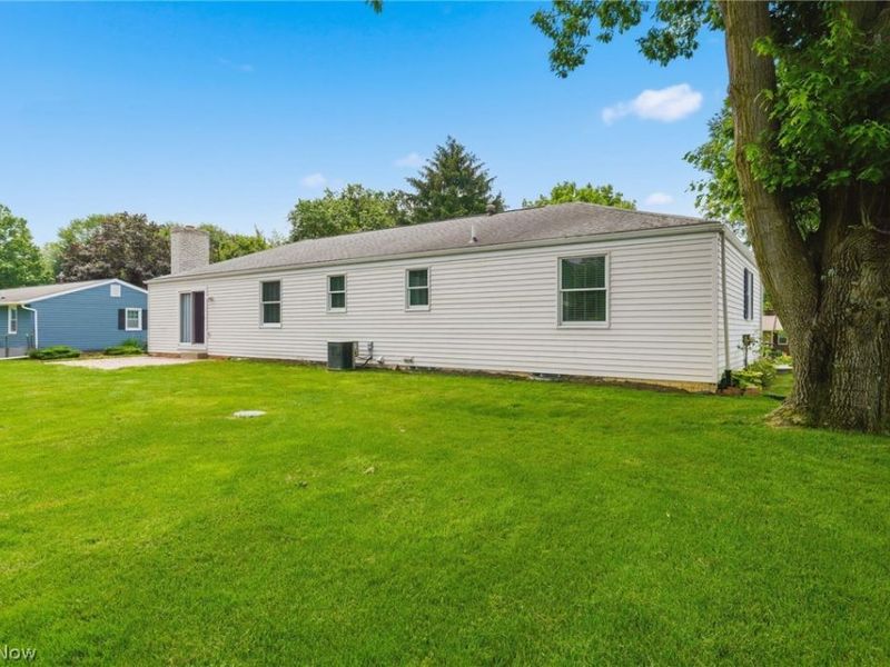 7891 Autumnwood Street NW, North Canton, OH 44720 Photo 31