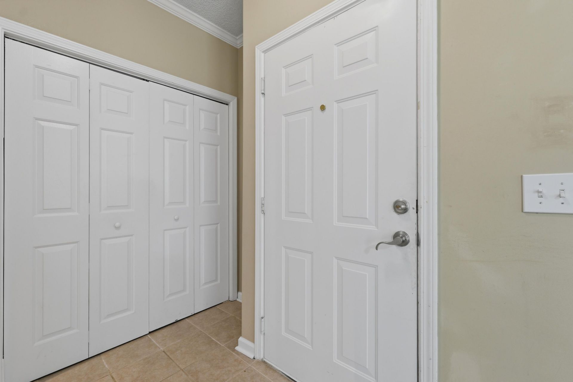 45 Sycamore Avenue Photo 10