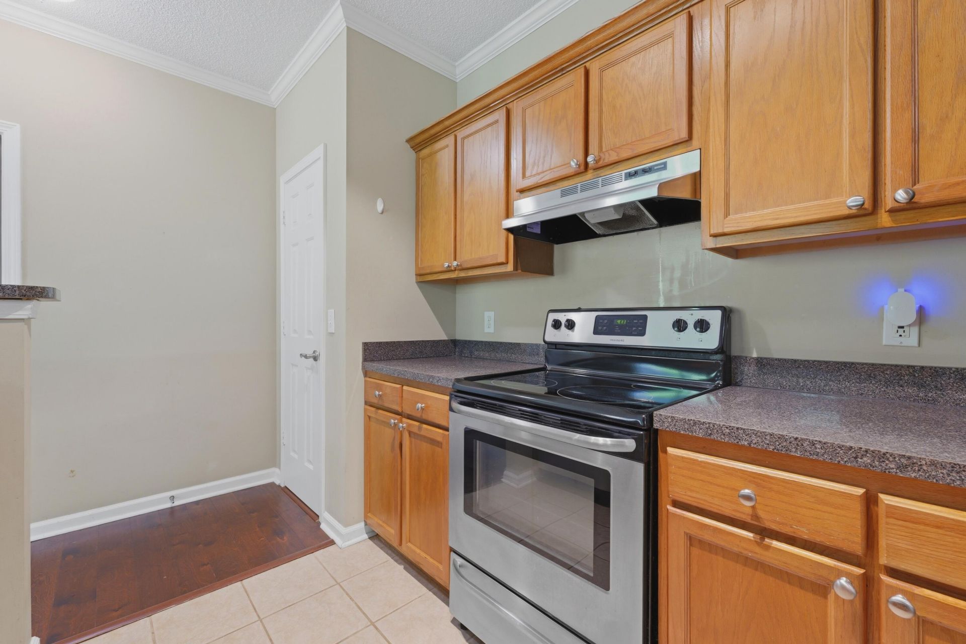 45 Sycamore Avenue Photo 8