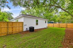 2620 Stark Lane photo 4