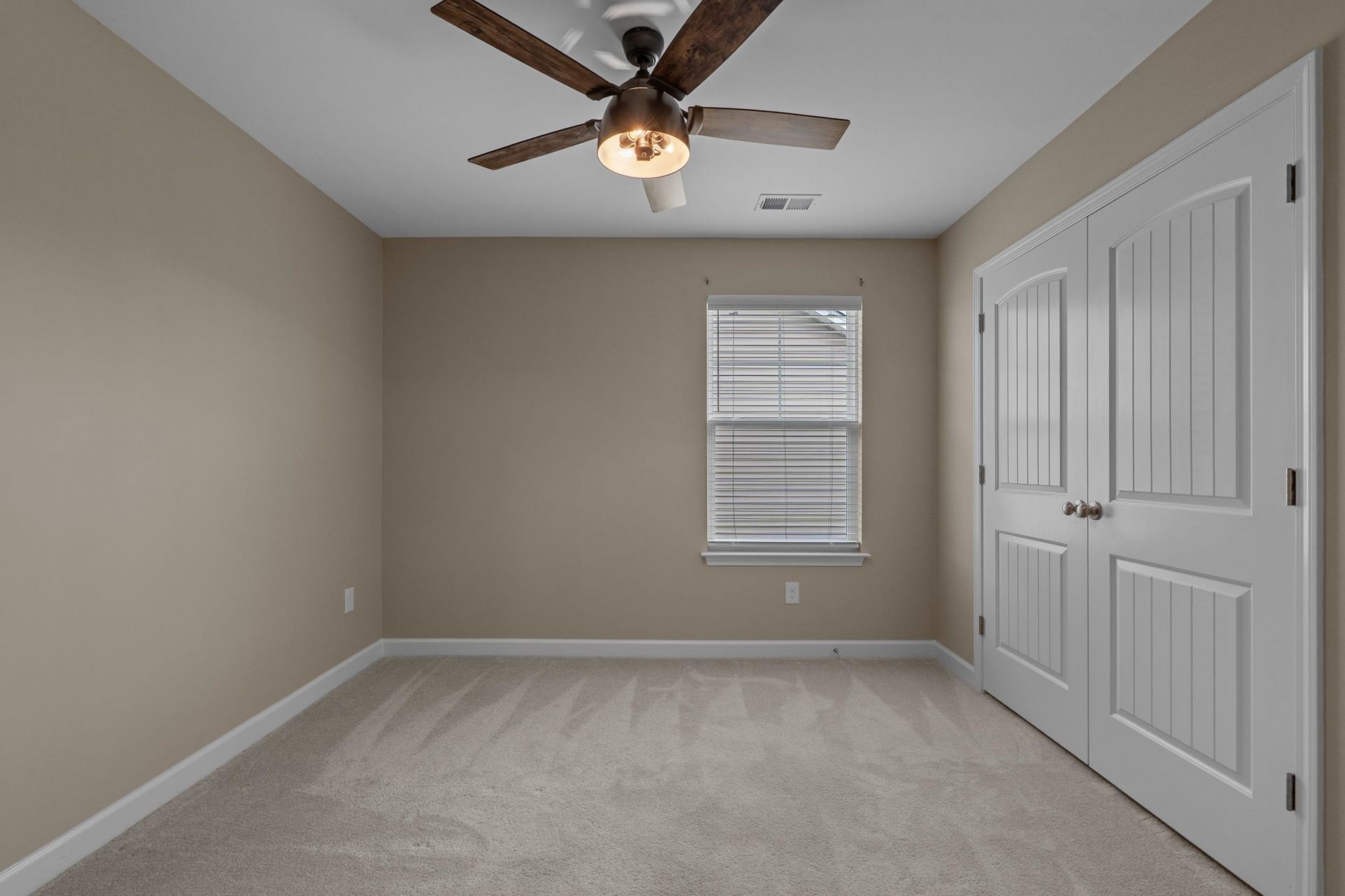 732 Enchantment Loop  Photo 51