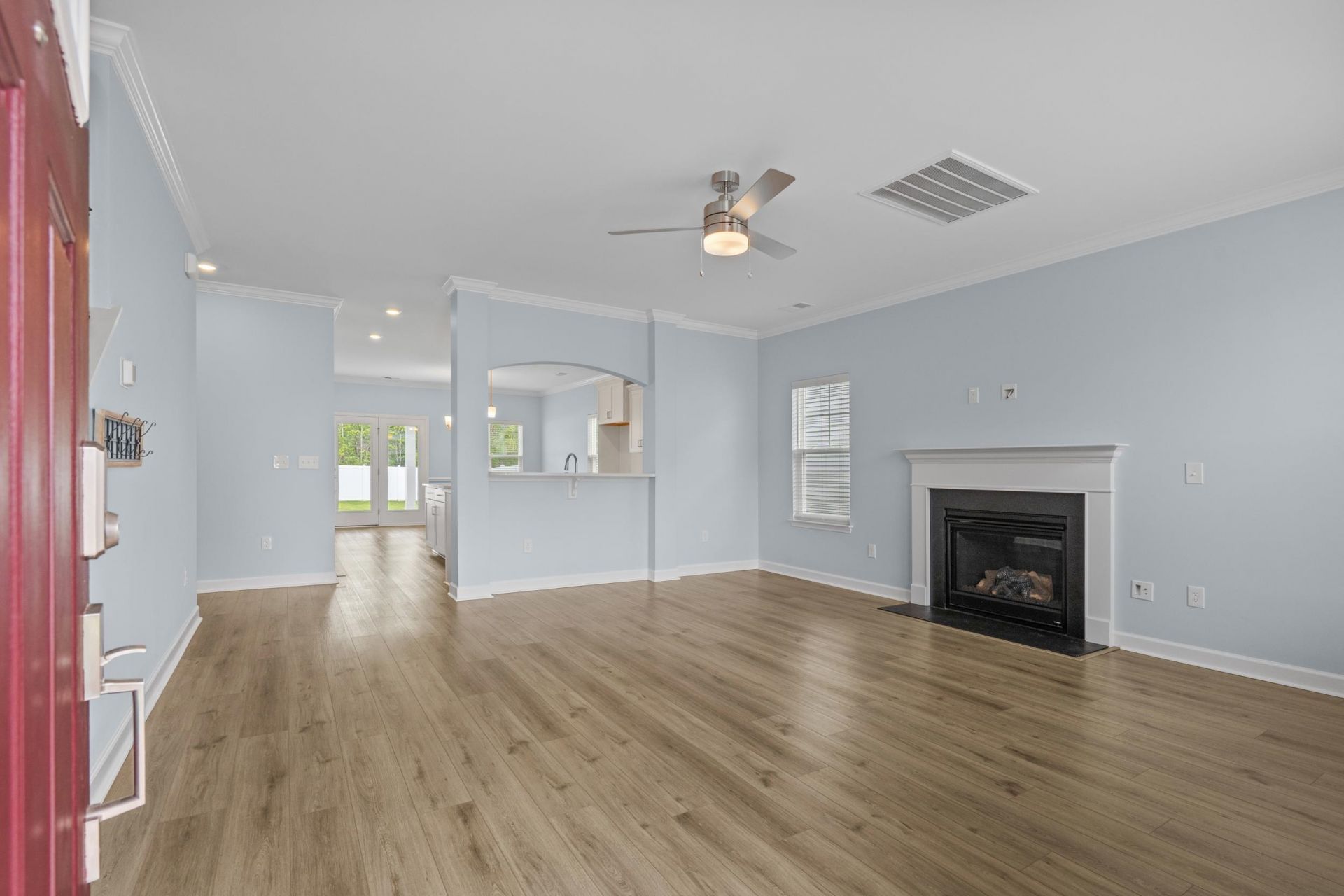 732 Enchantment Loop  Photo 9