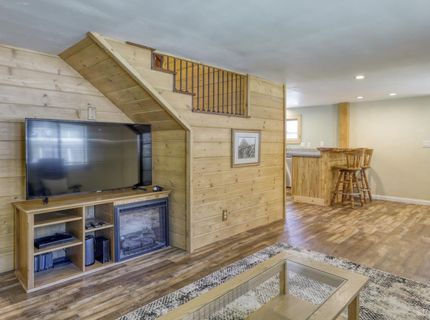 3753 Paradise Avenue, South Lake Tahoe, CA 96150 Photo