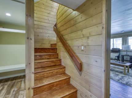 3753 Paradise Avenue, South Lake Tahoe, CA 96150 Photo