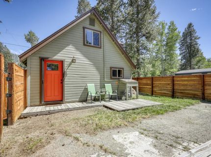 3753 Paradise Avenue, South Lake Tahoe, CA 96150 Photo
