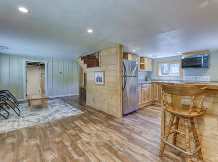 3753 Paradise Avenue, South Lake Tahoe, CA 96150 Photo