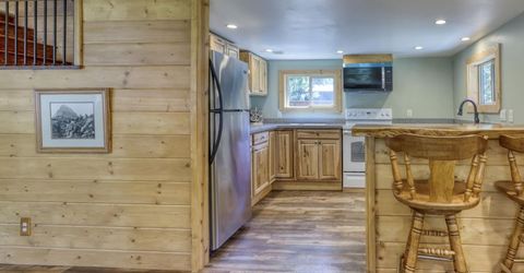 3753 Paradise Avenue, South Lake Tahoe, CA 96150 Photo