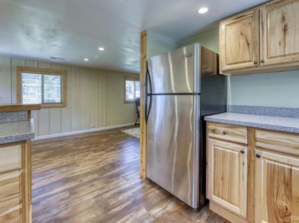 3753 Paradise Avenue, South Lake Tahoe, CA 96150 Photo