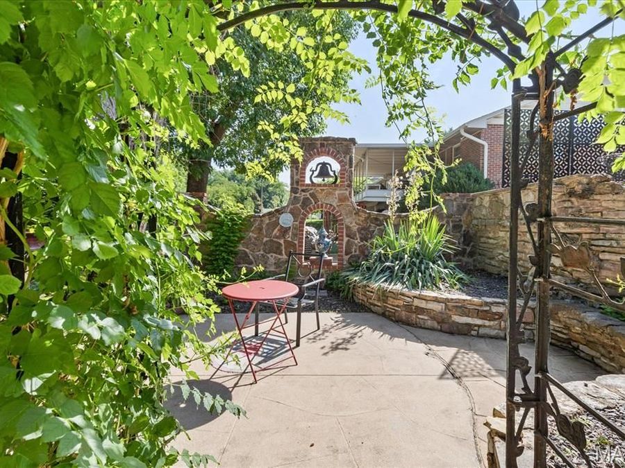 Property Image 44