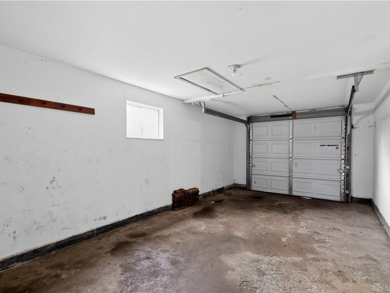 1608 Lanbury Drive, Kettering, OH 45439 Photo 4
