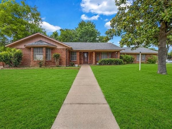 6241 Onyx Drive S, North Richland Hills, TX 76180