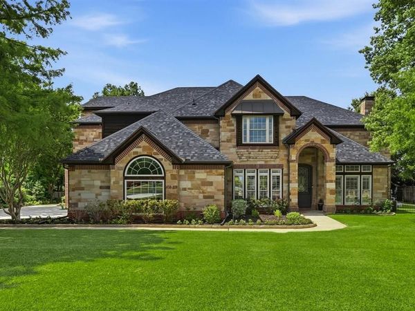 210 Canyon Oaks Drive, Argyle, TX 76226